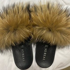 Gsuwoo fur slides